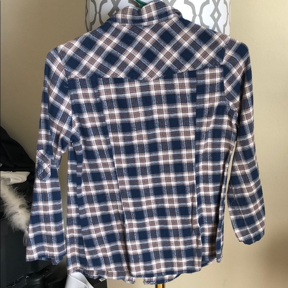 Top - Picture 2 of 2